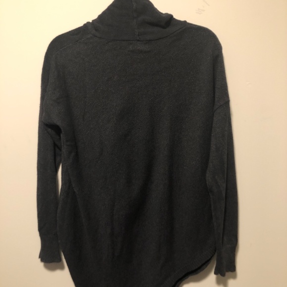 Close Cleanout - Picture 10 of 16